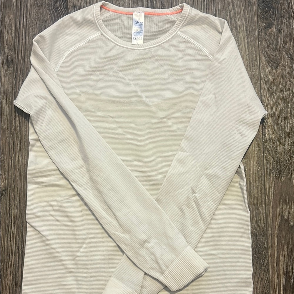 Ivivva Light Gray Long Sleeve Top